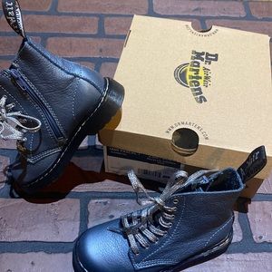 Toddler Dr. Martens US 10